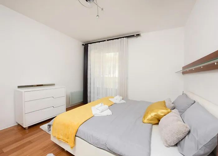 Luxurious Urban Retreat With Whirlpool And Private Parking * Zadar